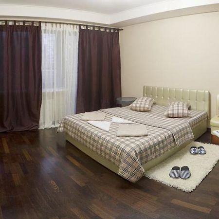Kyiv Downtown Apartment On Saksaganskogo Street 87 Экстерьер фото